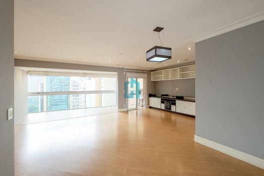 Foto 3 do(a) Apartamento de 3 quartos à venda em Vila Olímpia, São Paulo