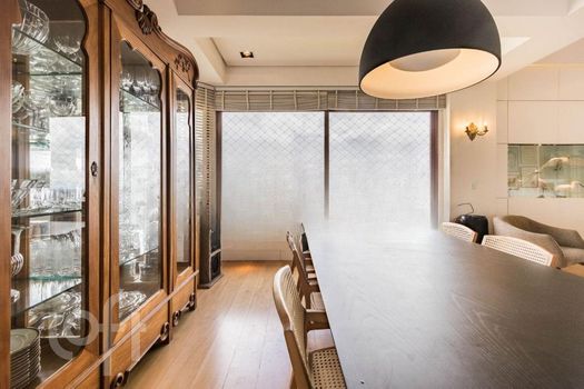 Foto 7 do(a) Apartamento de 3 quartos à venda em Moinhos de Vento, Porto Alegre