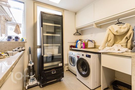 Foto 24 do(a) Apartamento de 3 quartos à venda em Moinhos de Vento, Porto Alegre