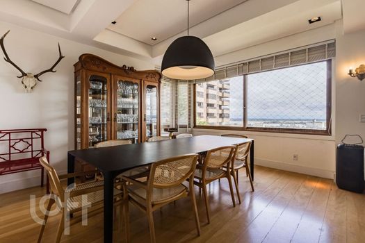 Foto 6 do(a) Apartamento de 3 quartos à venda em Moinhos de Vento, Porto Alegre