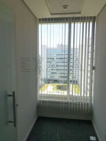 Foto 31 do(a) Flat false à venda em Jardim São Luís, São Paulo