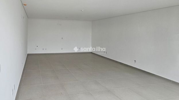 Foto 5 do(a) Loja false à venda em Ribeirão da Ilha, Florianópolis