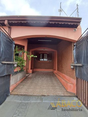 Foto 3 do(a) Casa de 3 quartos à venda em Vila Prado, São Carlos