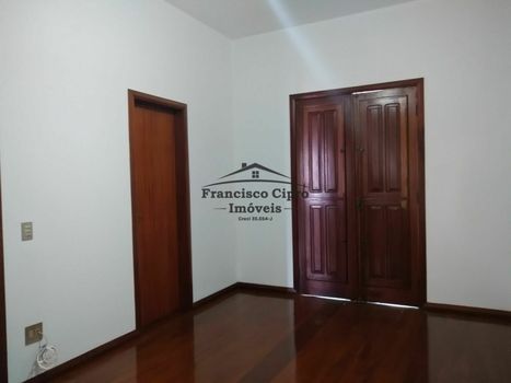 Foto 11 do(a) Casa de 4 quartos à venda em Portal das Colinas, Guaratinguetá