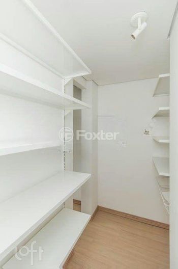 Foto 18 do(a) Apartamento de 1 quartos à venda em Petrópolis, Porto Alegre