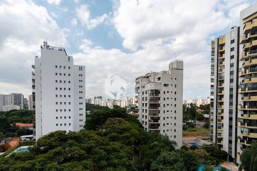 Foto 48 do(a) Cobertura de 3 quartos à venda em Moema, São Paulo