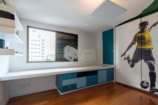 Foto 3 do(a) Cobertura de 3 quartos à venda em Moema, São Paulo