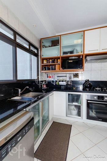 Foto 26 do(a) Apartamento de 3 quartos à venda em Tristeza, Porto Alegre