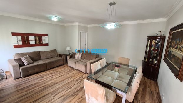 Foto 2 do(a) Apartamento de 3 quartos à venda em Moema, São Paulo