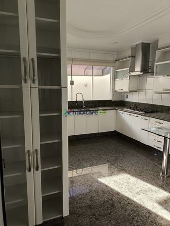Foto 19 do(a) Casa de 7 quartos à venda em Setor Sul, Goiânia