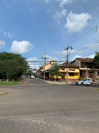 Foto 9 do(a) Casa de 3 quartos à venda em Jardim Itu, Porto Alegre