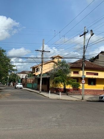 Foto 11 do(a) Casa de 3 quartos à venda em Jardim Itu, Porto Alegre