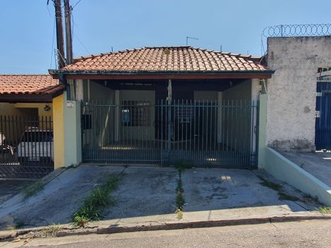 Foto 2 do(a) Casa de 3 quartos à venda em Jardim Simus, Sorocaba