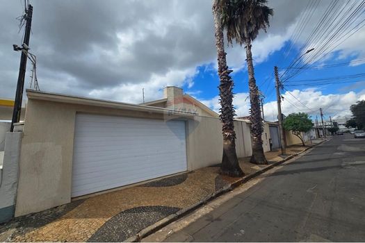 Foto 3 do(a) Casa de 3 quartos à venda em Jardim Helena, Americana