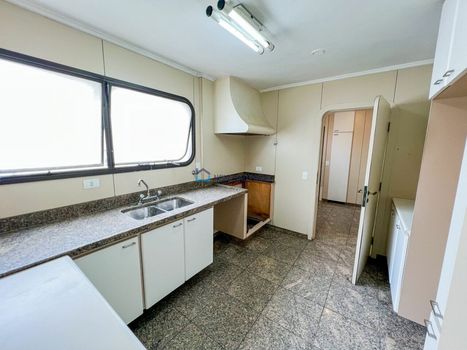 Foto 9 do(a) Cobertura de 4 quartos à venda em Vila Uberabinha, São Paulo