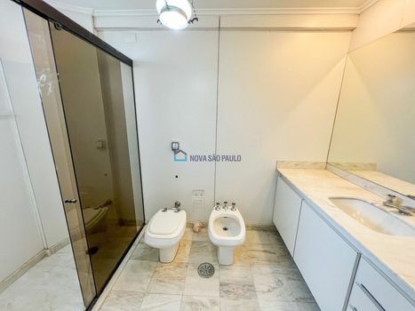 Foto 26 do(a) Cobertura de 4 quartos à venda em Vila Uberabinha, São Paulo