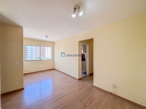 Foto 4 do(a) Apartamento de 2 quartos à venda em Vila Uberabinha, São Paulo