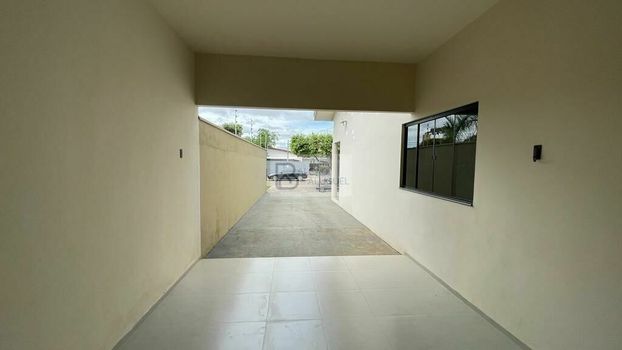 Foto 2 do(a) Casa de 3 quartos à venda em Centro (S-01), Vilhena