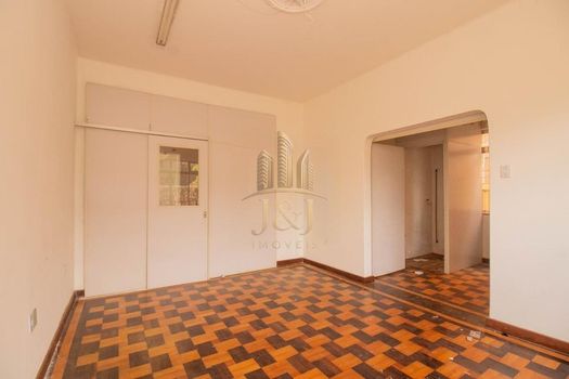 Foto 4 do(a) Casa de 4 quartos à venda em São Geraldo, Porto Alegre