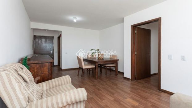Foto 2 do(a) Apartamento de 2 quartos à venda em Independência, Porto Alegre