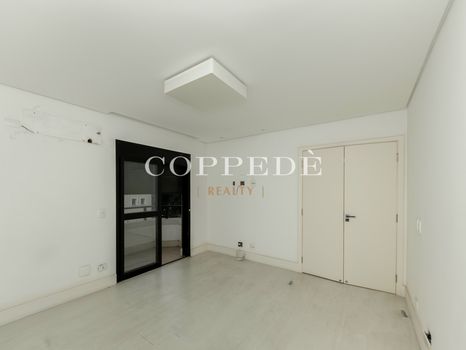 Foto 9 do(a) Apartamento de 4 quartos à venda em Campo Belo, São Paulo