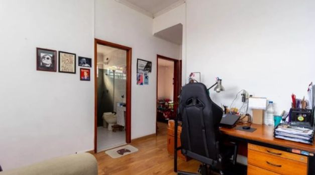 Foto 17 do(a) Casa de 4 quartos à venda em Água Rasa, São Paulo