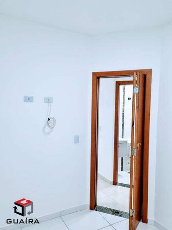Foto 3 do(a) Apartamento de 2 quartos à venda em Jardim Cristiane, Santo André
