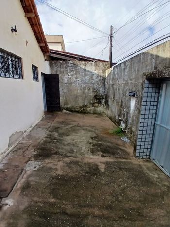 Foto 4 do(a) Casa de 3 quartos à venda em Bom Futuro, Fortaleza