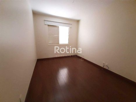Foto 9 do(a) Apartamento de 3 quartos à venda em Fundinho, Uberlândia