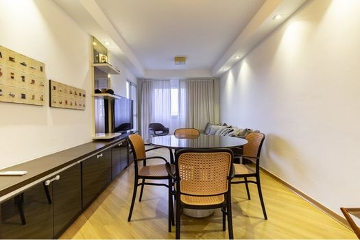 Foto 1 do(a) Apartamento de 3 quartos à venda em Vila Hamburguesa, São Paulo