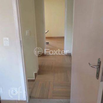 Foto 5 do(a) Casa de 3 quartos à venda em Jardim Três Marias, São Paulo