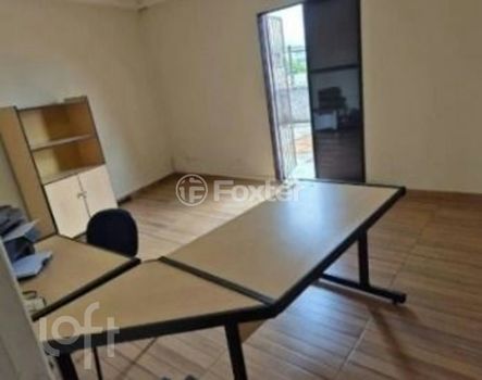 Foto 3 do(a) Casa de 3 quartos à venda em Jardim Três Marias, São Paulo