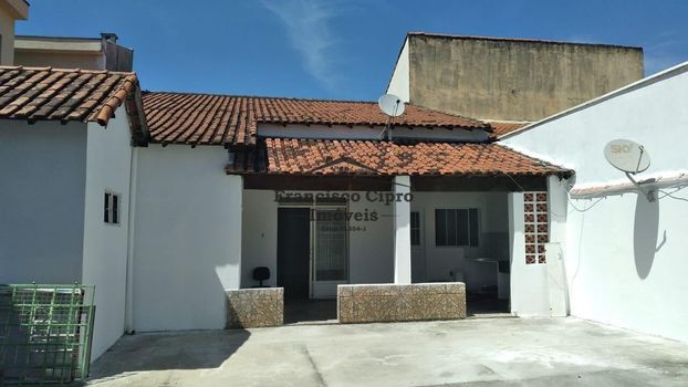 Foto 1 do(a) Casa de 2 quartos à venda em Jardim Bela Vista II, Guaratinguetá