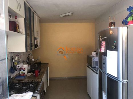 Foto 4 do(a) Casa de 2 quartos à venda em Jardim Adriana, Guarulhos