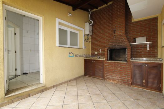Foto 9 do(a) Casa de 3 quartos à venda em Jardim Oriental, São Paulo