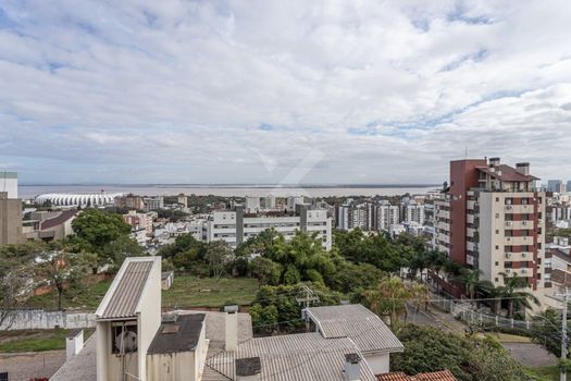 Foto 33 do(a) Cobertura de 3 quartos à venda em Menino Deus, Porto Alegre