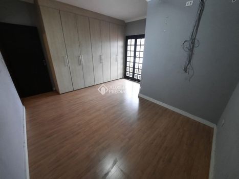Foto 18 do(a) Casa de 3 quartos à venda em Vila Vitória, Santo André