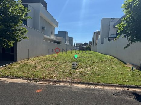 Foto 1 do(a) Terreno false à venda em Residencial Villa Flora Aquarius, Marília