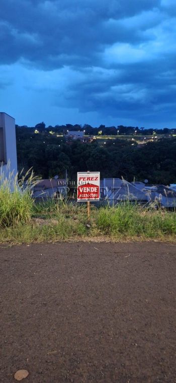 Foto 1 do(a) Terreno false à venda em Portal de Versalhes 2, Londrina