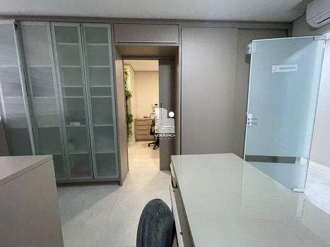 Foto 12 do(a) Sala / Conjunto Comercial false à venda em Centro, Florianópolis