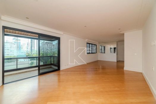Foto 3 do(a) Apartamento de 3 quartos à venda em Vila Uberabinha, São Paulo