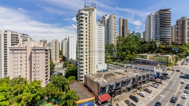 Foto 11 do(a) Apartamento de 4 quartos à venda em Morumbi, São Paulo