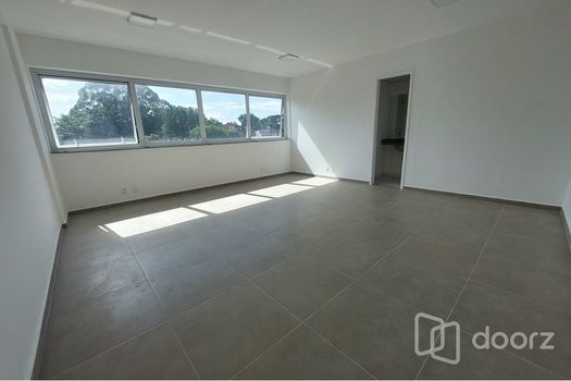 Foto 3 do(a) Sala / Conjunto Comercial false à venda em Vila Parque Jabaquara, São Paulo