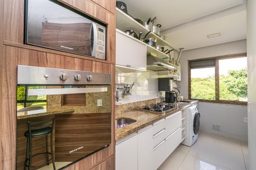 Foto 3 do(a) Apartamento de 3 quartos à venda em Vila Jardim, Porto Alegre