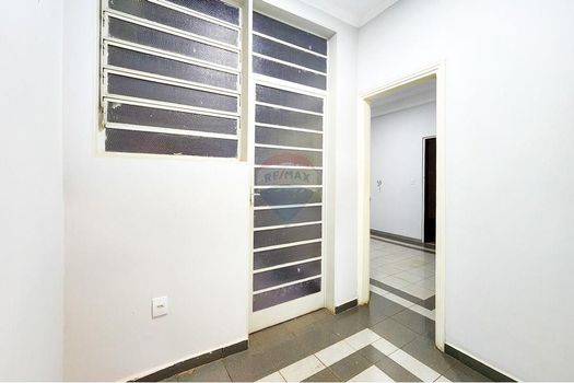 Foto 15 do(a) Sala / Conjunto Comercial de 5 quartos à venda em Vila Seixas, Ribeirão Preto