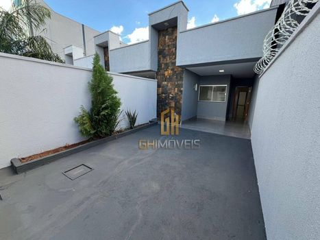 Foto 1 do(a) Casa de 2 quartos à venda em Moinho dos Ventos, Goiânia