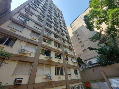 Foto 29 do(a) Cobertura de 2 quartos à venda em Centro Histórico, Porto Alegre