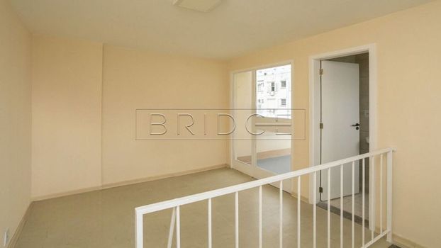 Foto 22 do(a) Cobertura de 2 quartos à venda em Centro Histórico, Porto Alegre