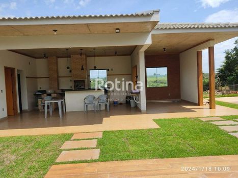 Foto 3 do(a) Casa em Condomínio de 3 quartos à venda em Morada do Sol, Uberlândia