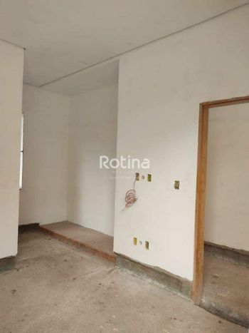 Foto 21 do(a) Casa em Condomínio de 3 quartos à venda em Morada do Sol, Uberlândia